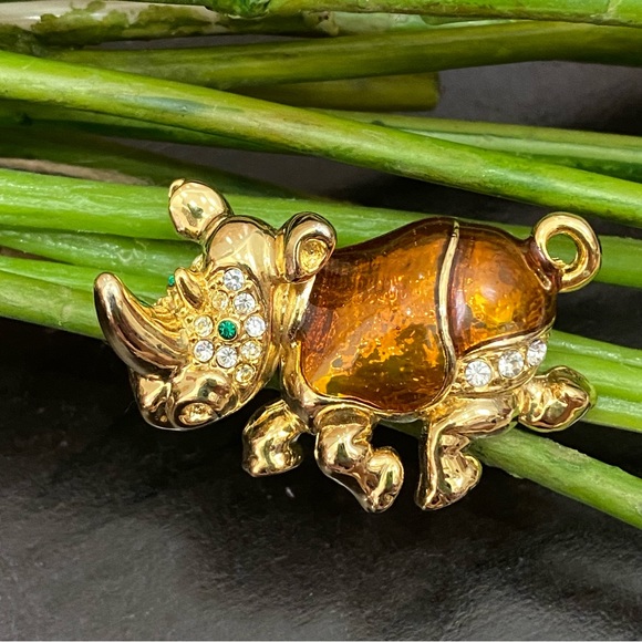 Vintage Regency Accessories Rhinoceros Enamel Rhinestones Brooch - Picture 1 of 11